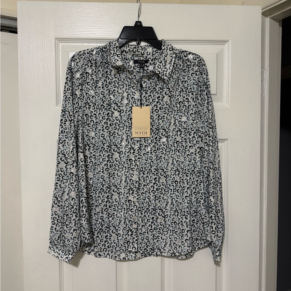 NWT NYDJ Leopard Print Blouse Size Small
